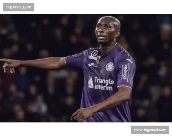 足球五大联赛转会窗口动态分析与球员市场趋势解读 足球五大联赛转会窗口动态分析与球员市场趋势解读