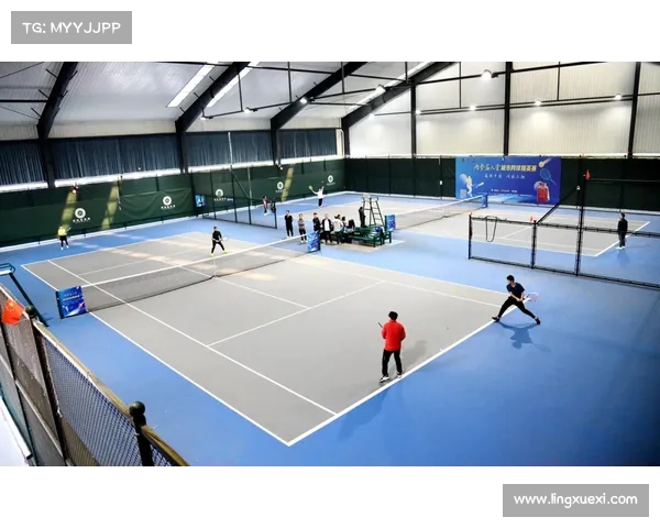 网球比赛赛场风貌与竞技氛围的完美融合展现