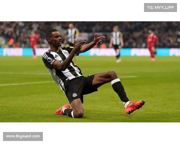 伊萨克回归纽卡训练 本周将与俱乐部讨论未来发展方向 伊萨克回归纽卡训练 本周将与俱乐部讨论未来发展方向